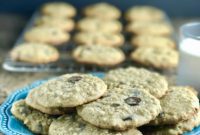 Soft-Baked Banana Oat Choco Treats