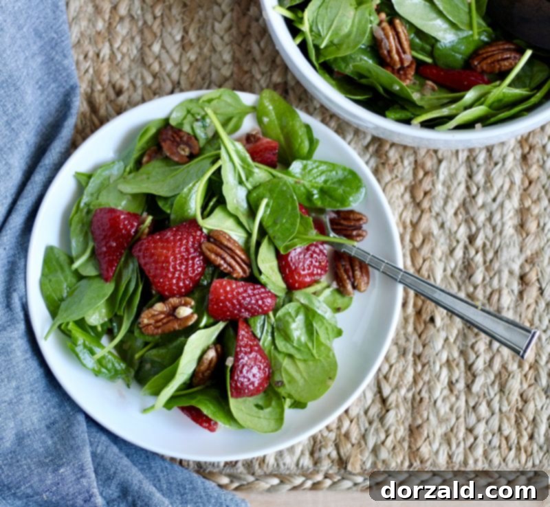 spinach pecan strawberry salad