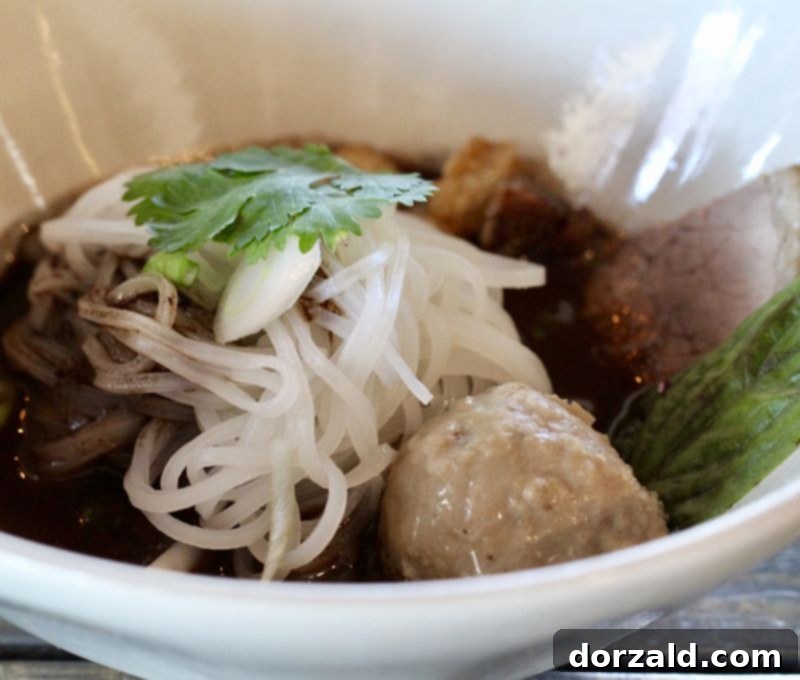 khao noodle shop boat noodles