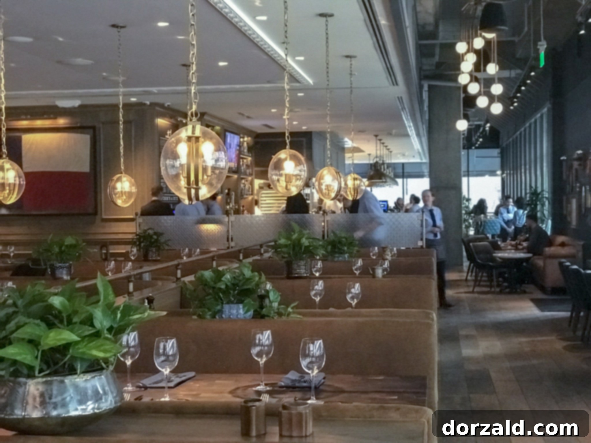 The Henry in Dallas restaurant review - interior bar area