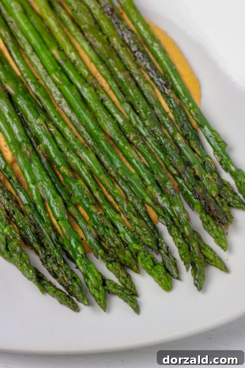 Roasted Asparagus with Spicy Harissa Cashew Sauce 4 cooking asparagus, pan-fried asparagus